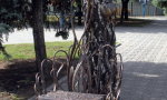 Кованая лавочка в подарок Луганску